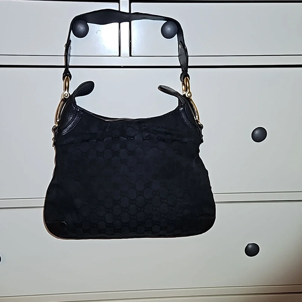 Gucci Guccissima Shoulder Bag; Price reflects wears, sales final, no return - Picture 5 of 16